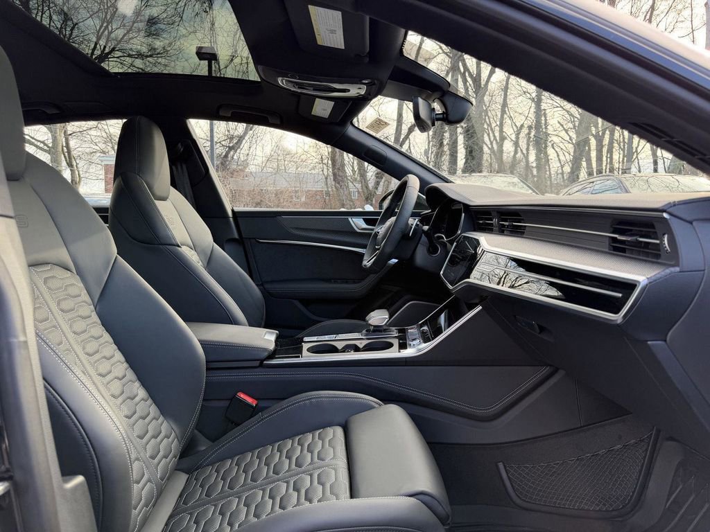 New 2025 Audi RS 7 performance Sportback AWD/4WD image 16