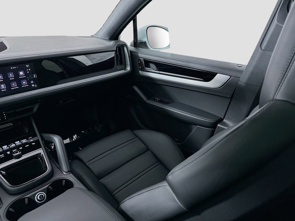 New 2025 Porsche Cayenne S AWD/4WD image 26