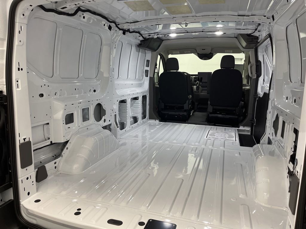 New 2026 Ford Transit 250 Low Roof RWD image 6