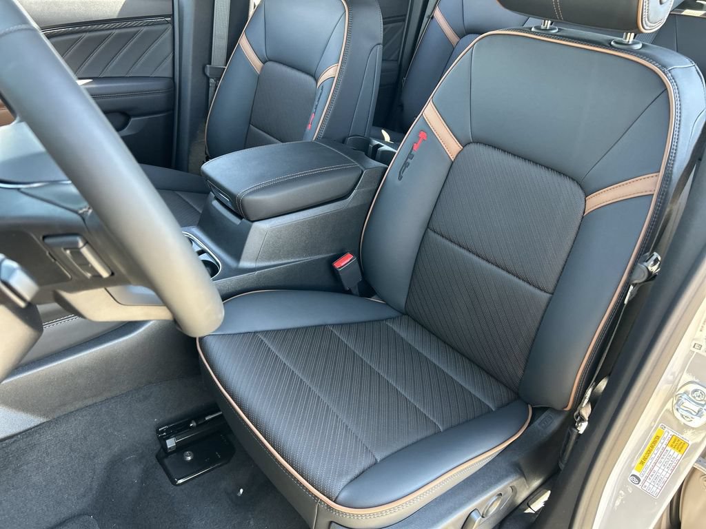 New 2026 GMC Canyon AT4 w/ Technology Plus Package AWD/4WD image 20