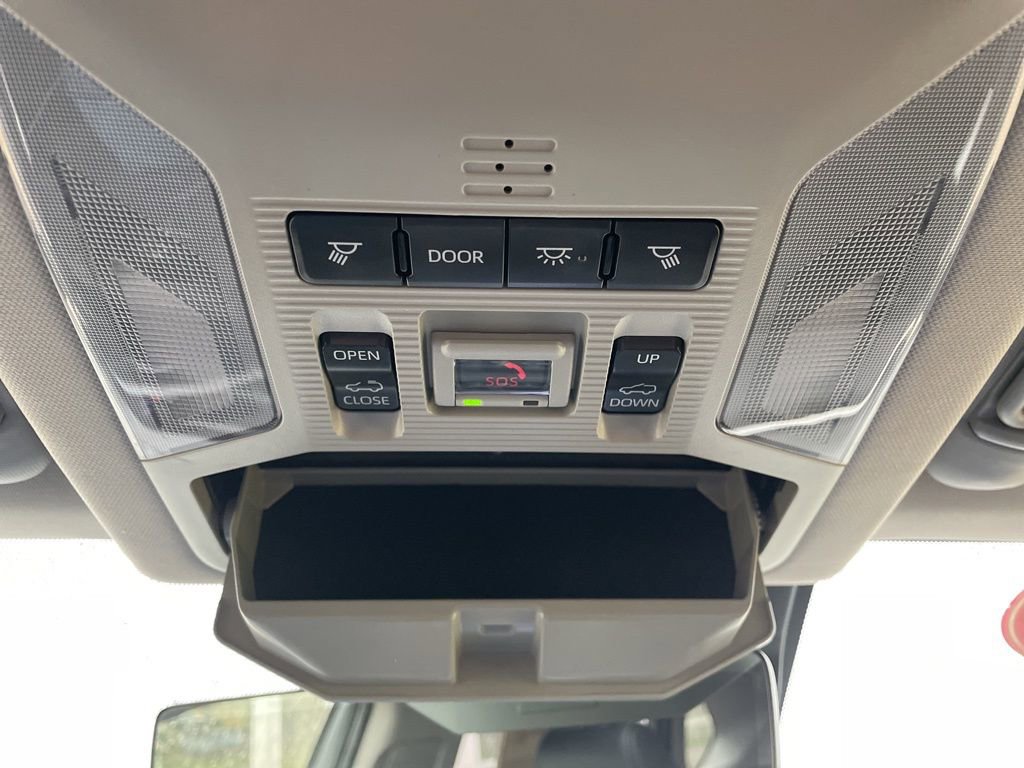 Used 2020 Toyota RAV4 Limited w/ Limited Grade Weather Package AWD/4WD image 20