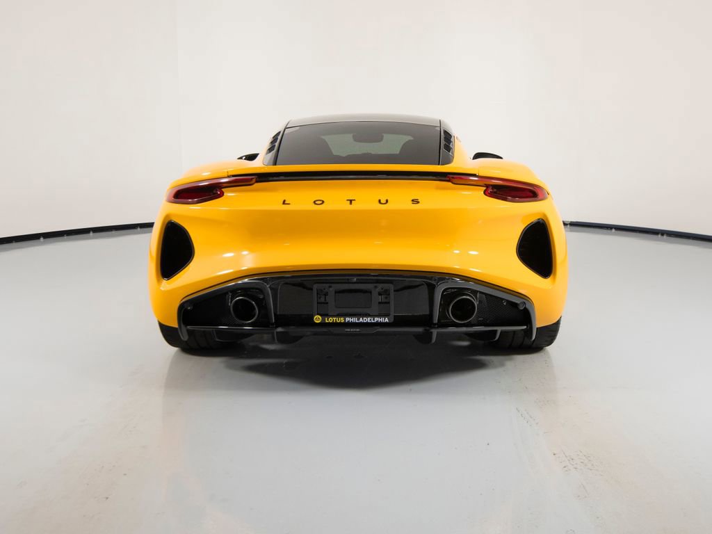 Used 2025 Lotus Emira image 6