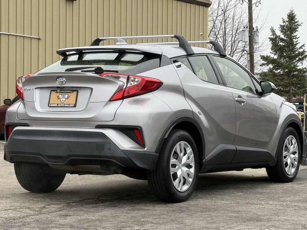 Used 2019 Toyota C-HR LE image 6