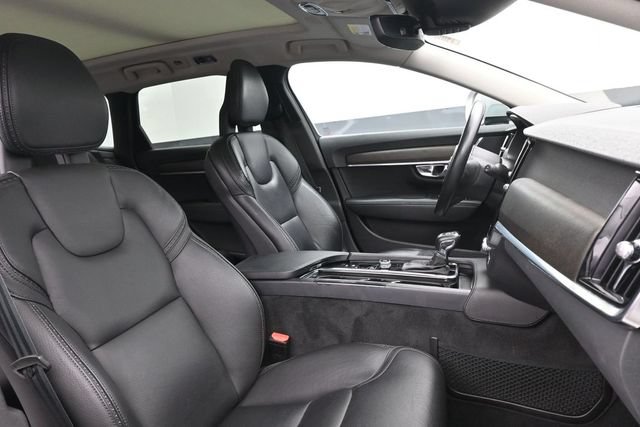 Used 2018 Volvo V90 T5 Cross Country w/ Plus Package AWD/4WD image 32