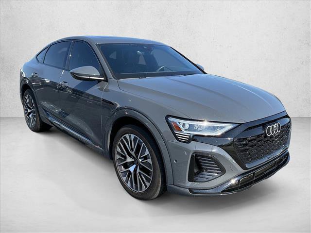 Used 2024 Audi Q8 e-tron Premium Plus w/ Premium Plus Package AWD/4WD video 3