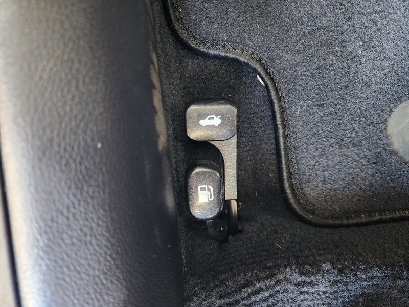 Used 2018 Hyundai Elantra SEL FWD image 19