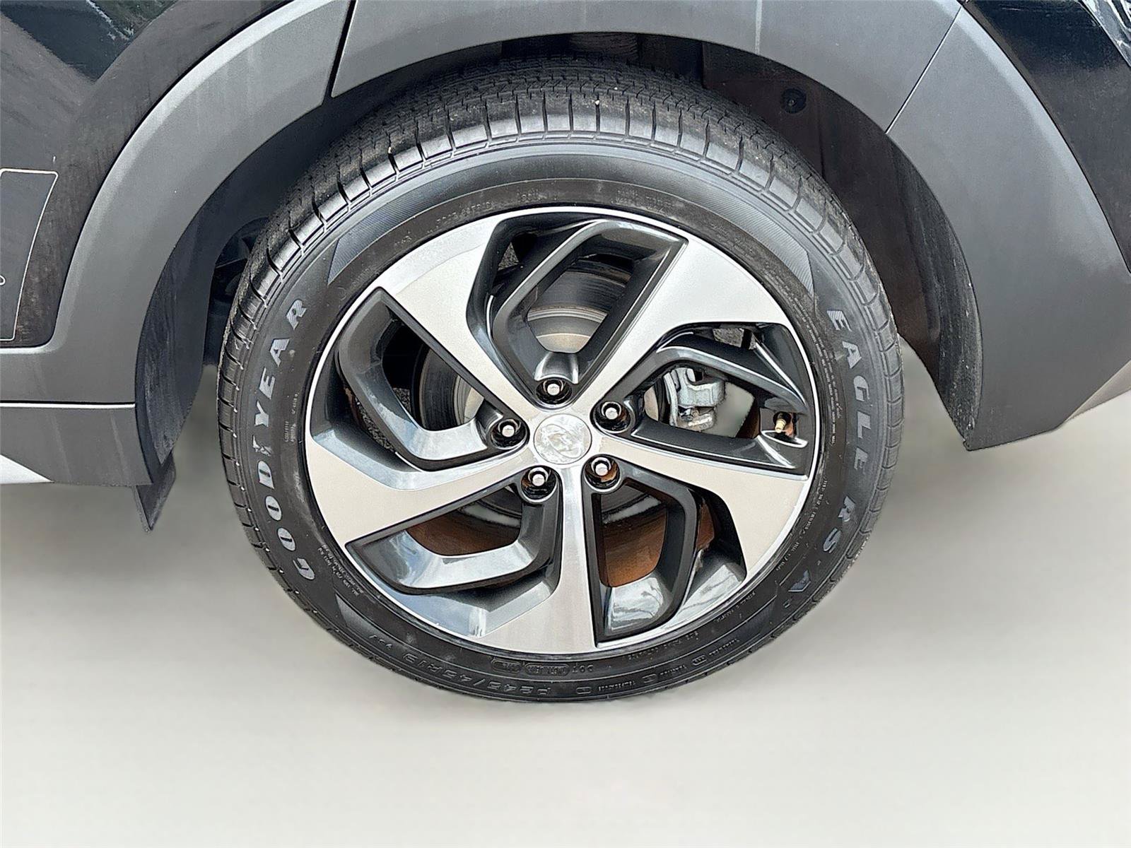 Used 2017 Hyundai Tucson Limited w/ Cargo Package FWD image 32