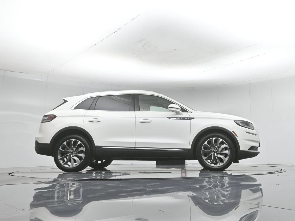 Used 2023 Lincoln Nautilus Reserve w/ Luxury Package AWD/4WD image 49