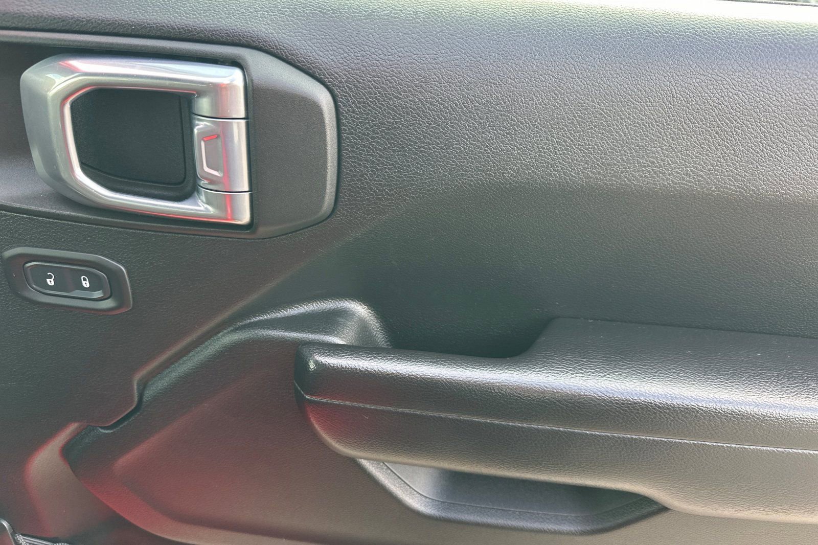 Used 2021 Jeep Wrangler Unlimited Rubicon image 22