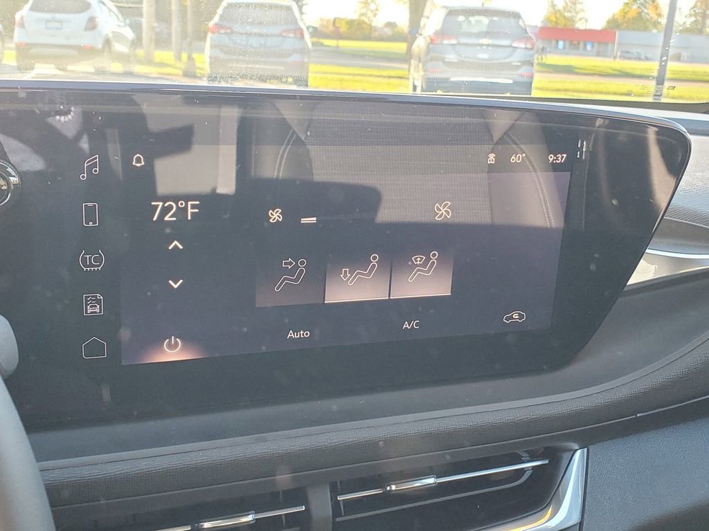 Used 2024 Buick Envista Preferred w/ Convenience I Package image 21