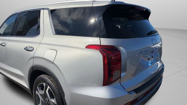 Used 2023 Hyundai Palisade Limited w/ Cargo Package AWD/4WD image 19