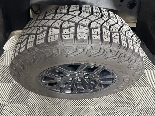 Used 2024 Chevrolet Colorado Trail Boss w/ Advanced Trailering Package image 11