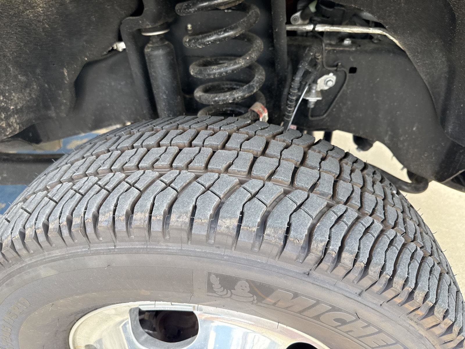 Used 2023 Ford F350 Lariat image 28