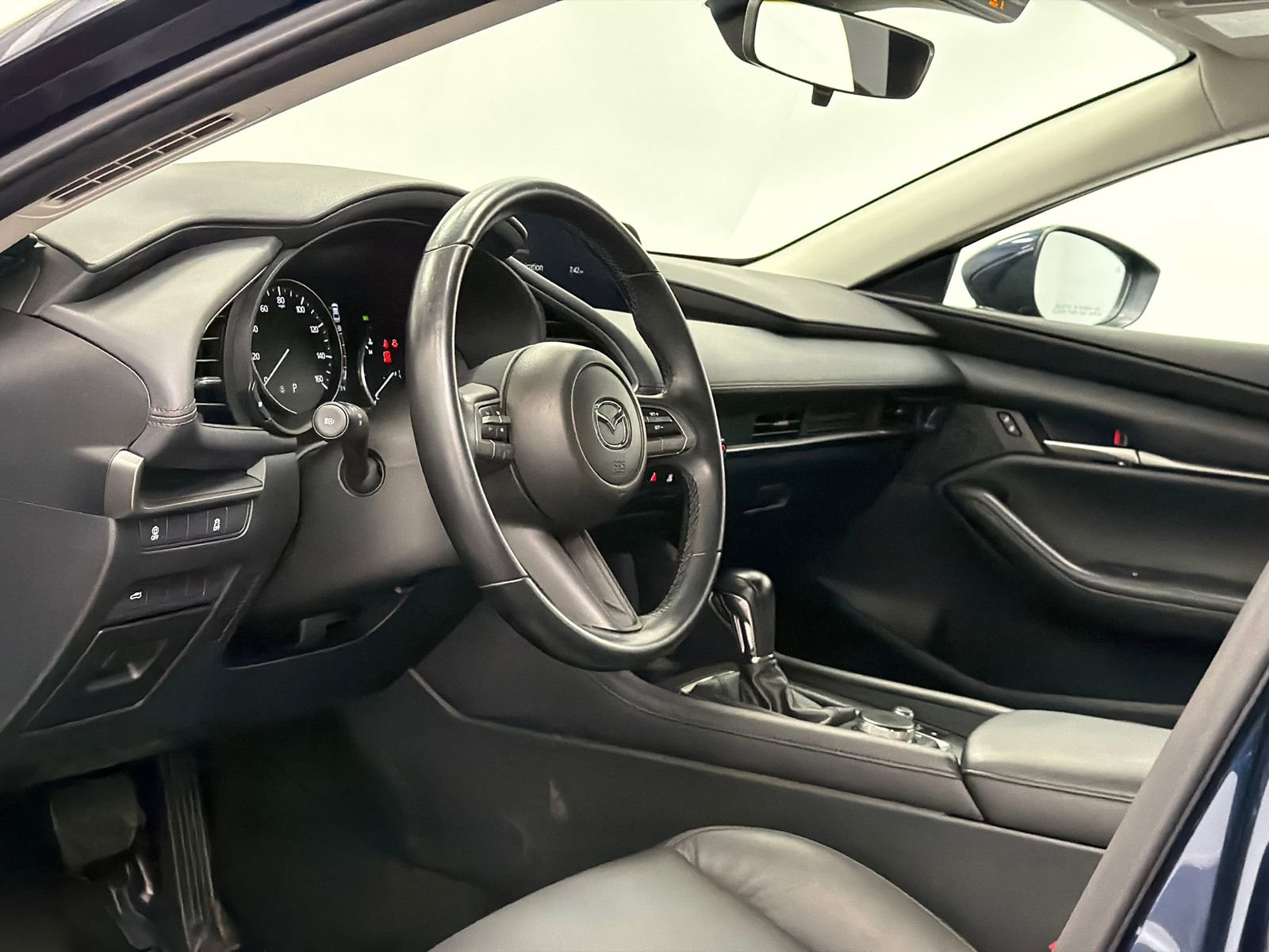 Used 2023 MAZDA MAZDA3 s image 11