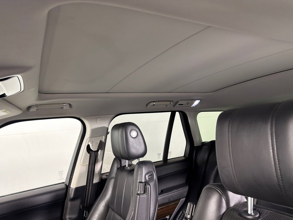 Used 2017 Land Rover Range Rover Supercharged image 13
