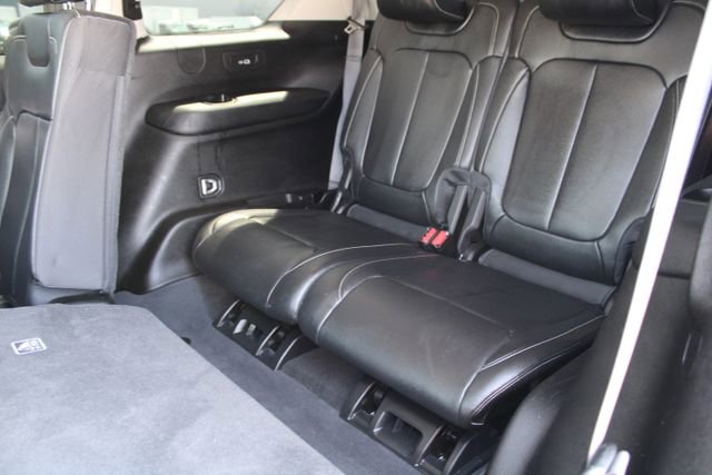 Used 2023 Jeep Grand Cherokee L Limited AWD/4WD image 38