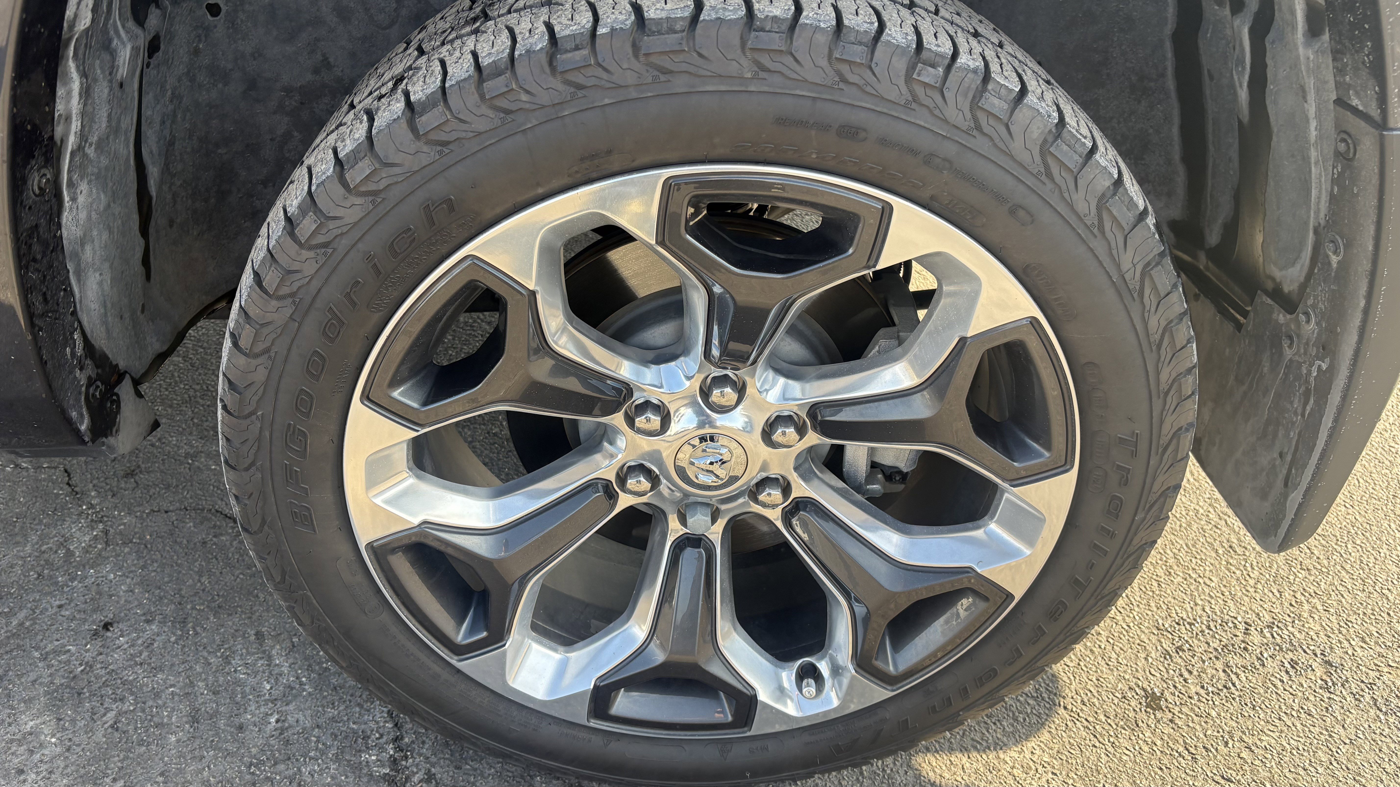 Used 2021 RAM 1500 Limited image 13