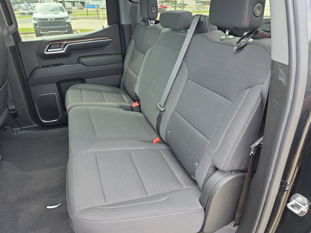 Used 2022 Chevrolet Silverado 1500 LT w/ Protection Package AWD/4WD image 17
