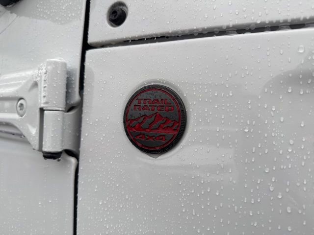 Used 2025 Jeep Wrangler Unlimited Rubicon AWD/4WD image 10