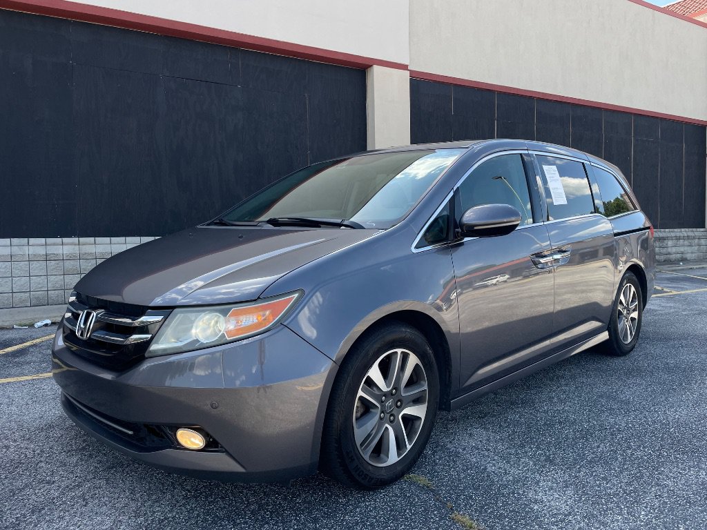 Used 2014 Honda Odyssey Touring image 1