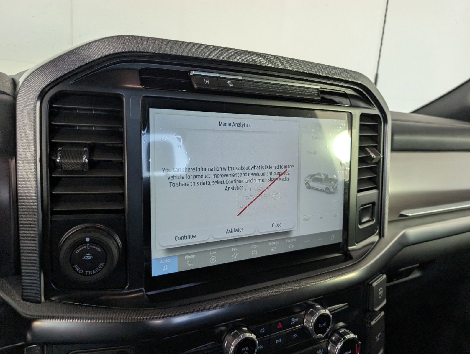 New 2025 Ford F150 Platinum w/ FX4 Off-Road Package image 15