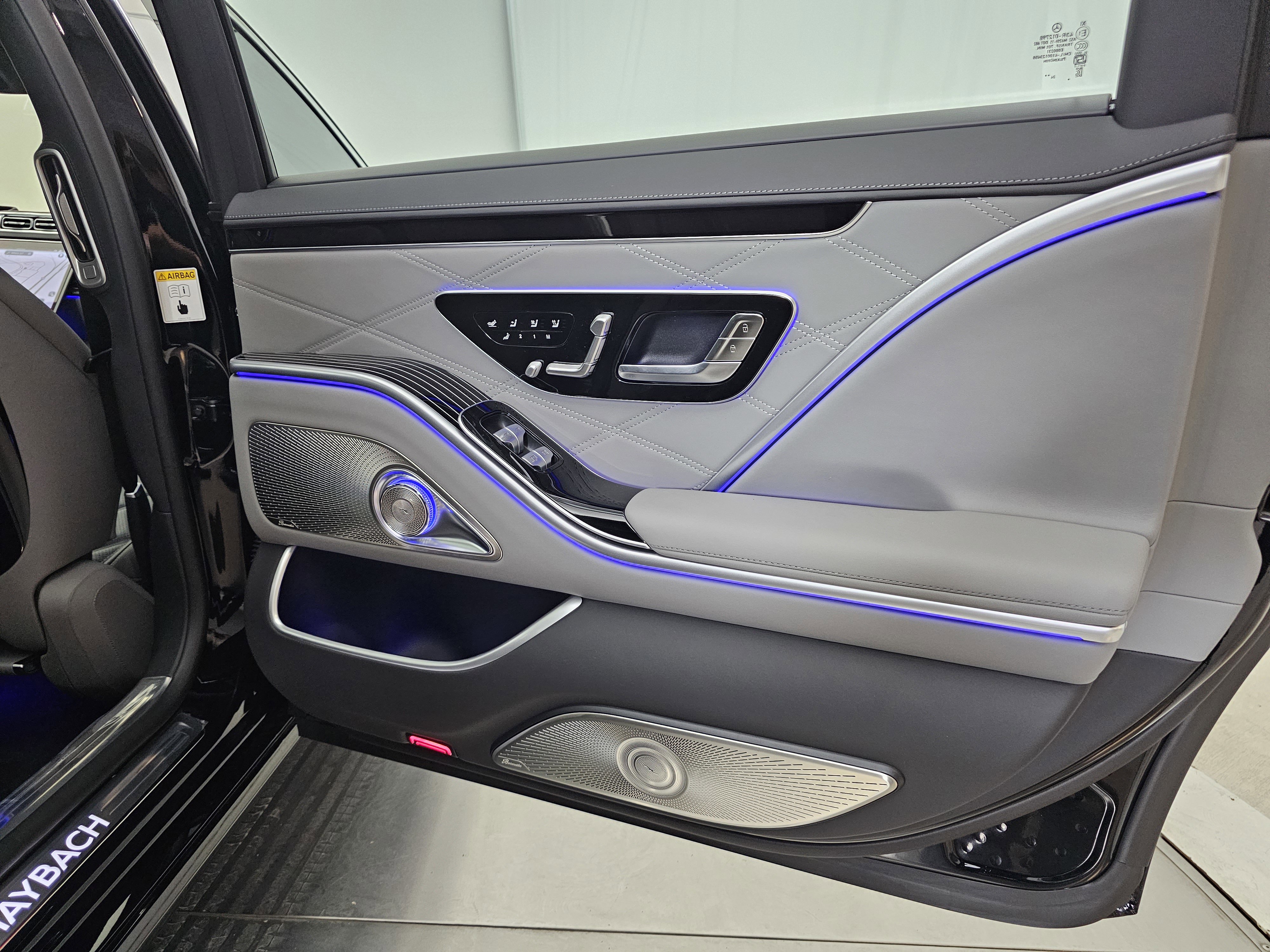 New 2026 Mercedes-Benz Maybach S 680 4MATIC image 37