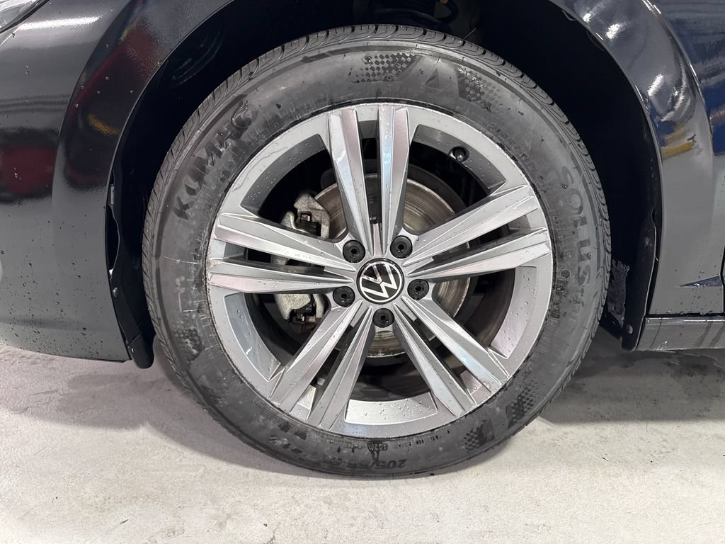 Used 2024 Volkswagen Jetta SE FWD image 42