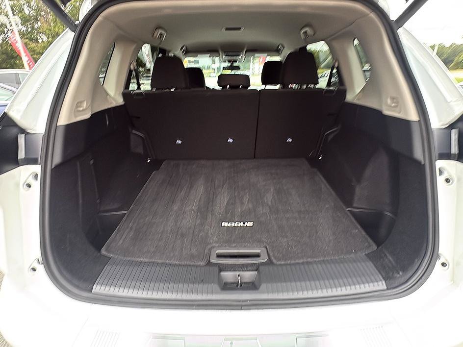 Certified 2026 Nissan Rogue SV FWD image 45
