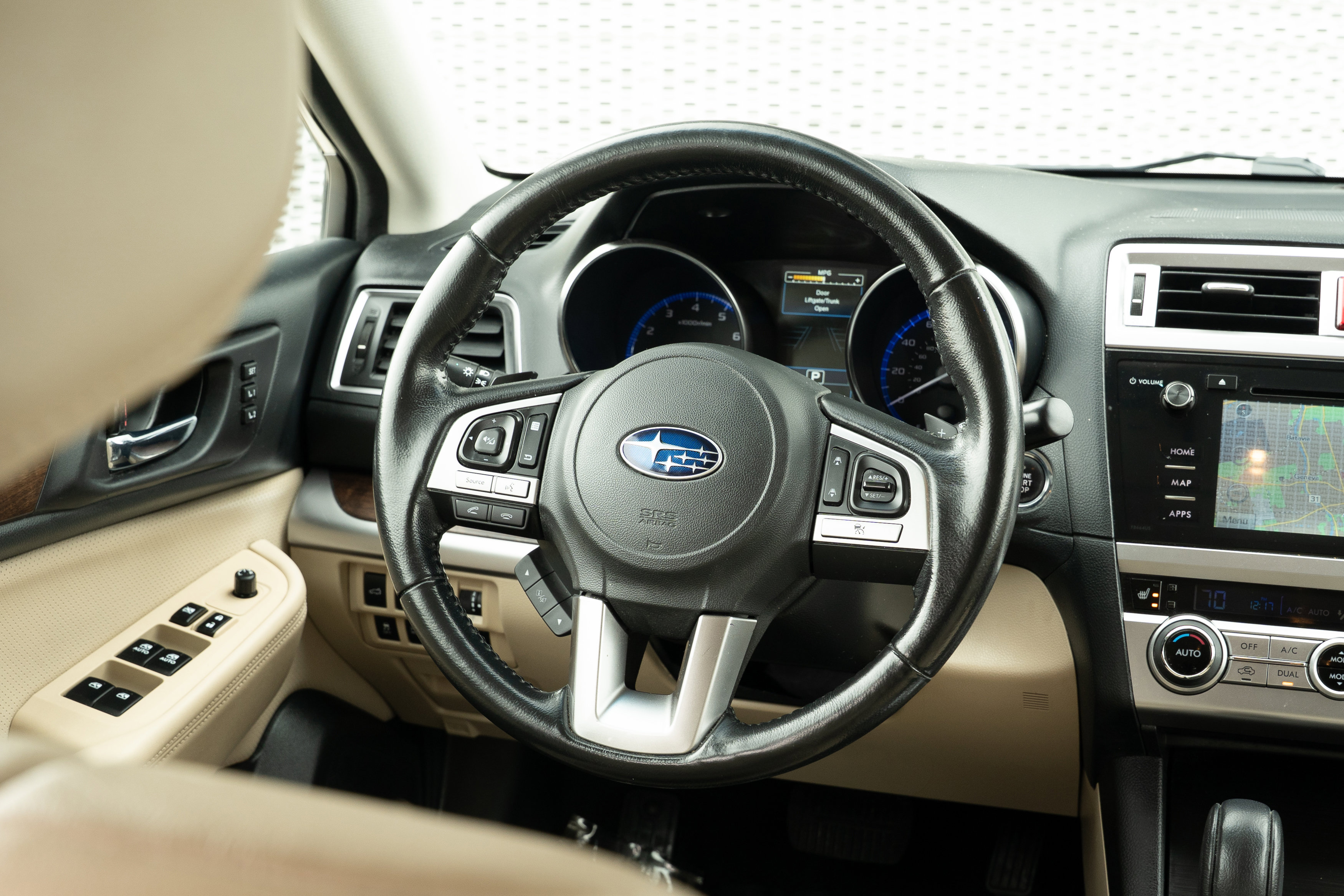 Used 2015 Subaru Outback 2.5i Limited image 9