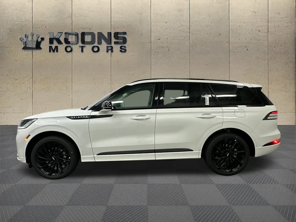 New 2026 Lincoln Aviator Reserve AWD/4WD image 4