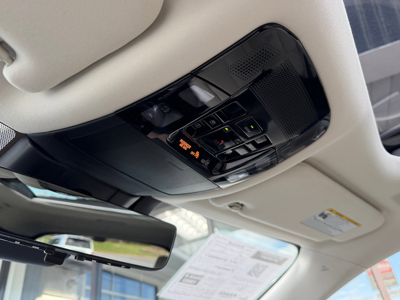 Used 2023 Lexus RX 350 AWD image 12