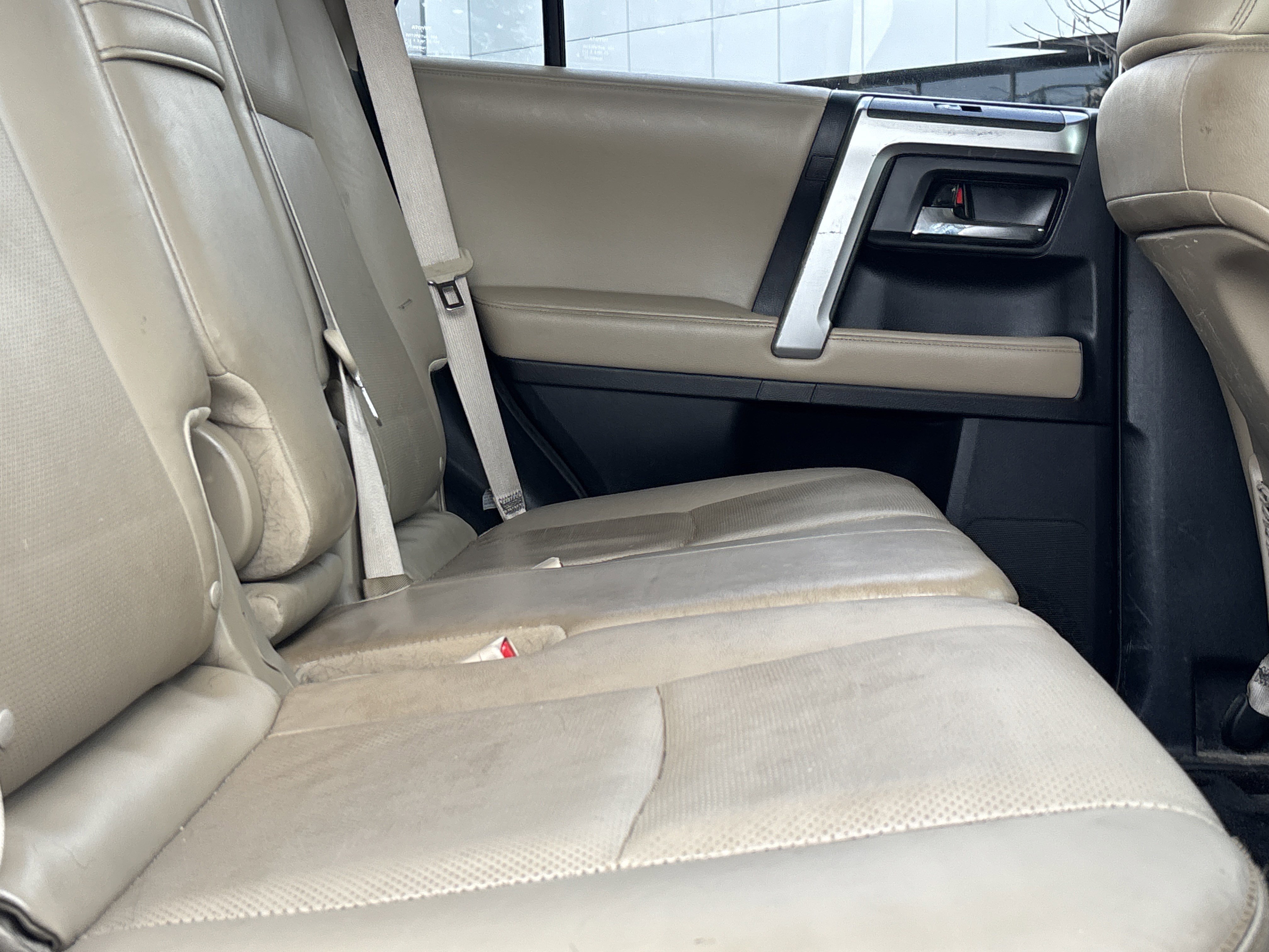 Used 2015 Toyota 4Runner Limited image 33