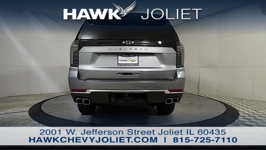 Used 2025 Chevrolet Suburban High Country AWD/4WD image 6