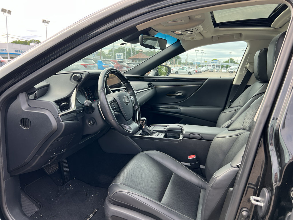 Used 2021 Lexus ES 350 w/ Premium Package FWD image 9