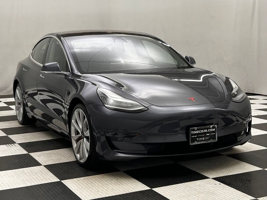 Used 2019 Tesla Model 3 Performance AWD/4WD image 2