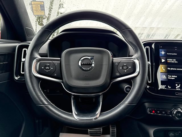 Used 2021 Volvo XC40 T5 R-Design w/ Protection Package Premier AWD/4WD image 19