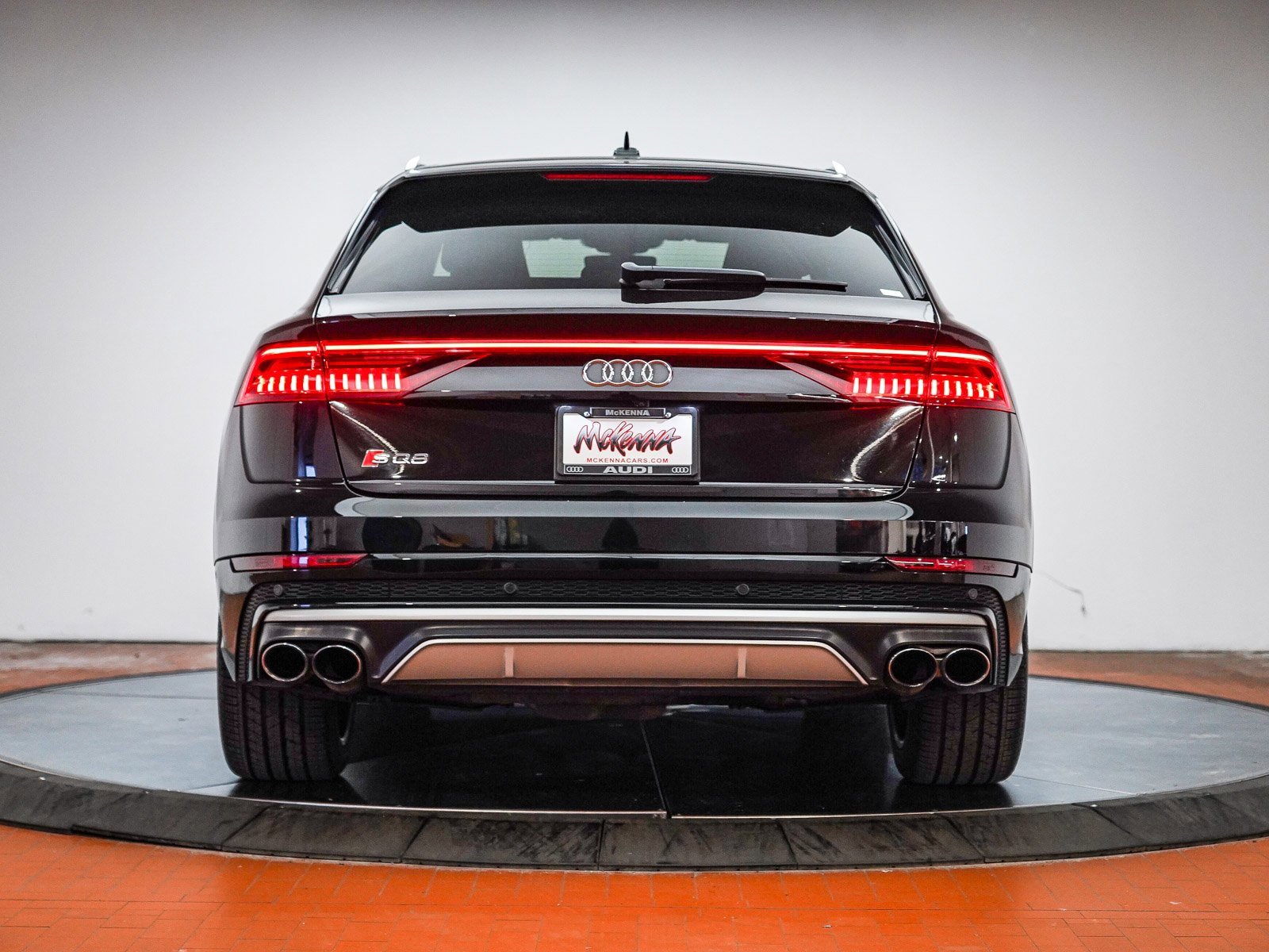 Used 2021 Audi SQ8 Prestige w/ Prestige Package image 6