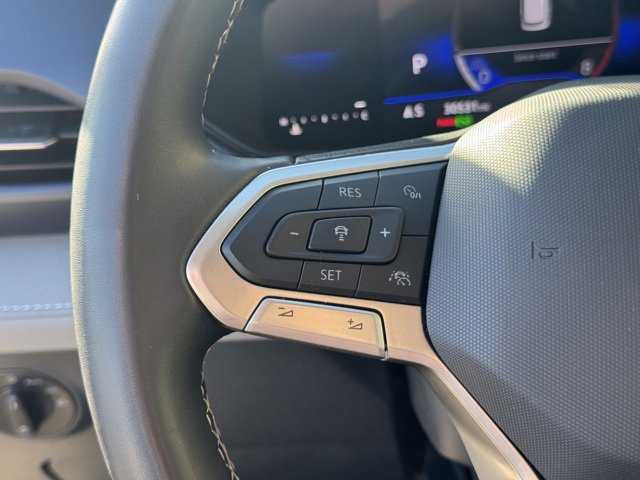 Used 2024 Volkswagen Taos SE image 24