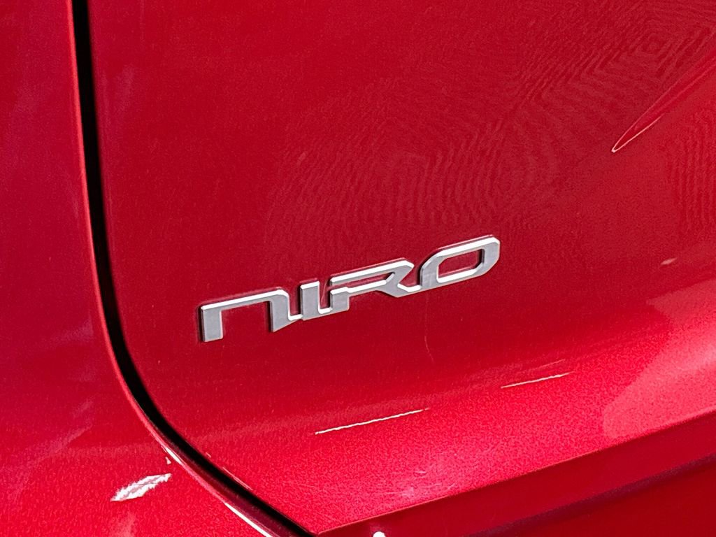Used 2023 Kia Niro Wind w/ Wind Preserve Package FWD image 24