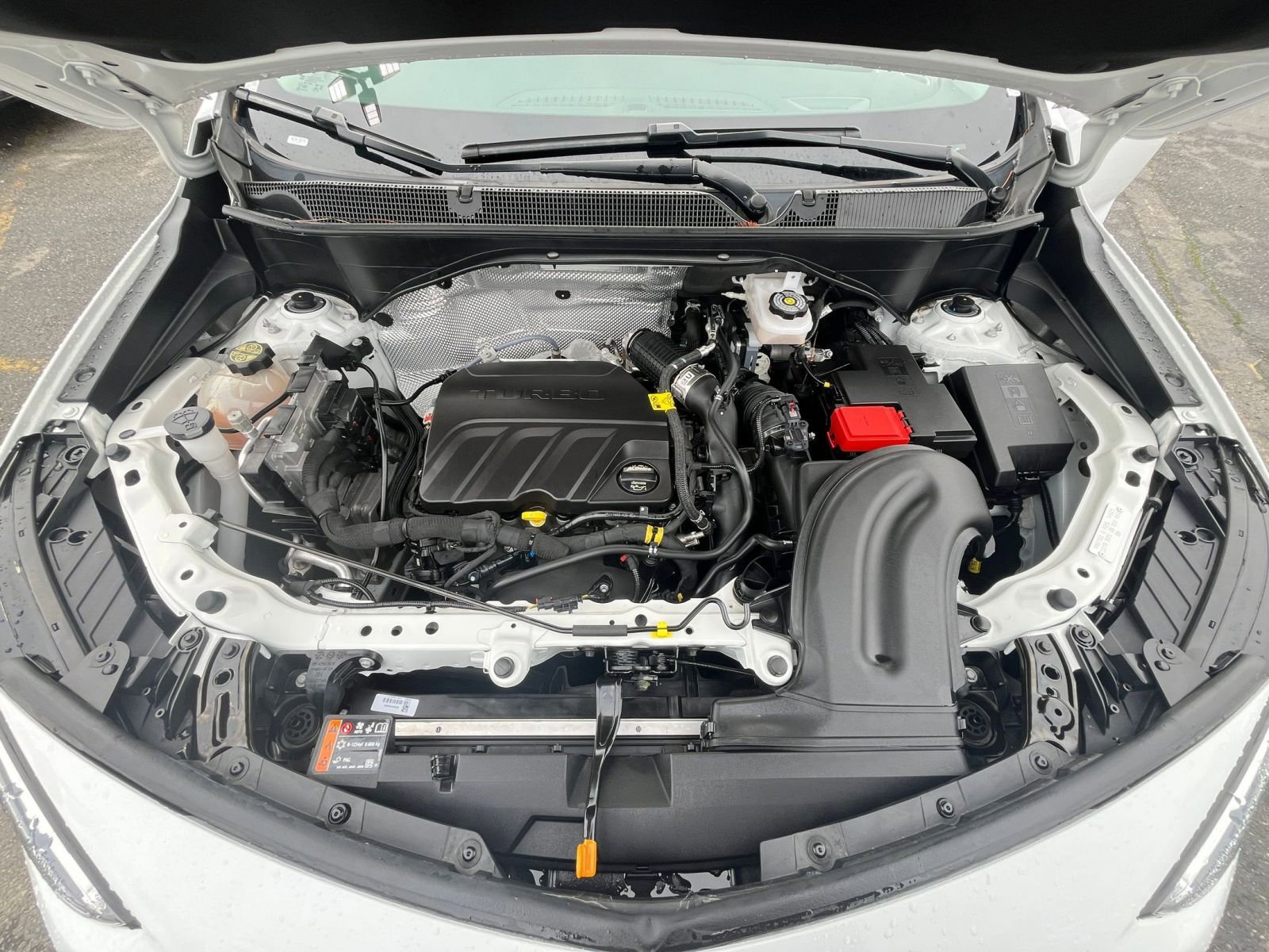 Used 2025 Buick Encore GX Preferred image 30