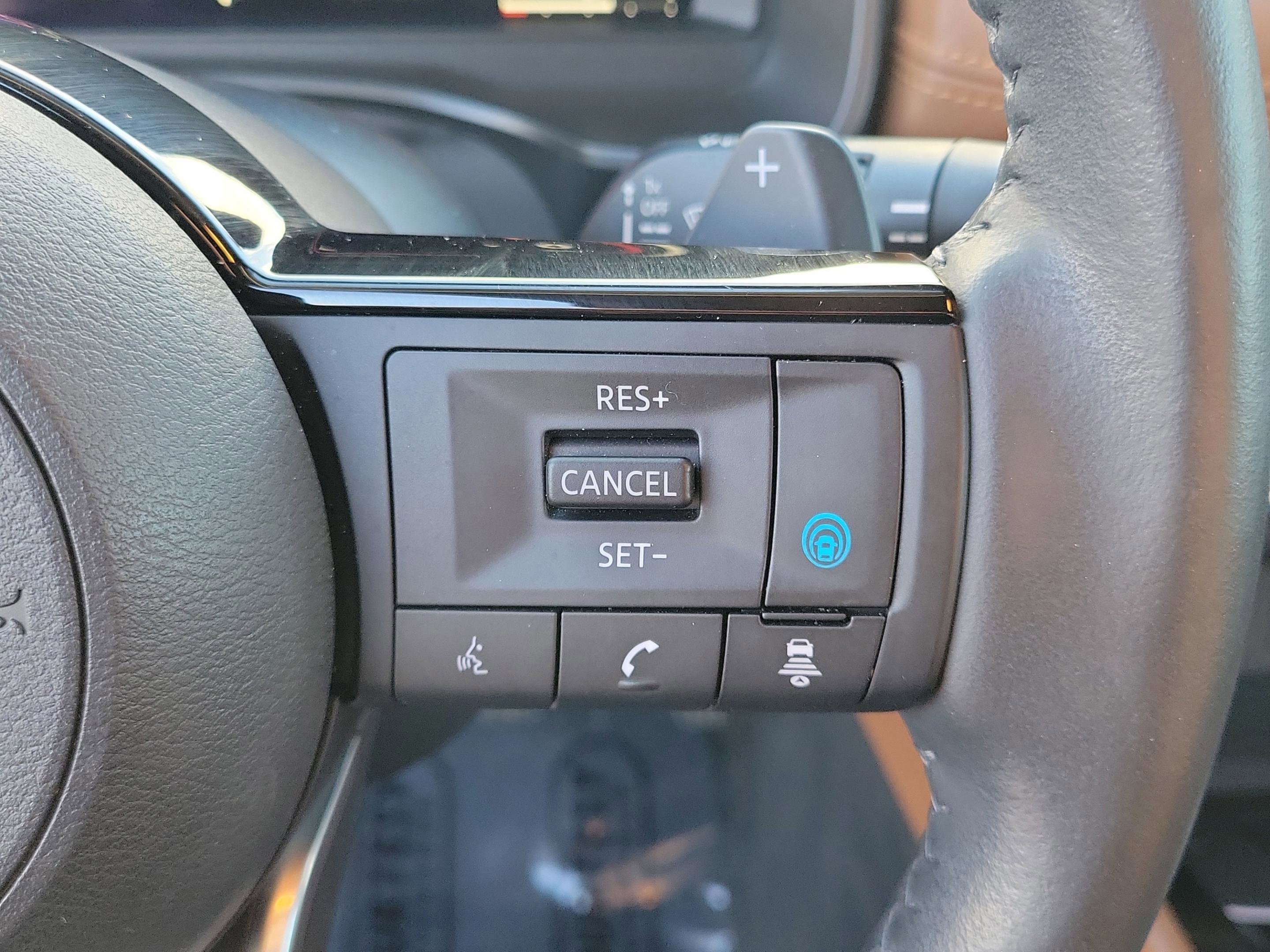 Used 2024 Nissan Rogue Platinum w/ Platinum Premium Package image 21