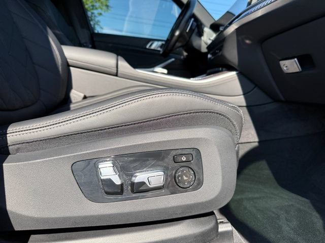 Used 2024 BMW X5 xDrive40i w/ Executive Package AWD/4WD image 17