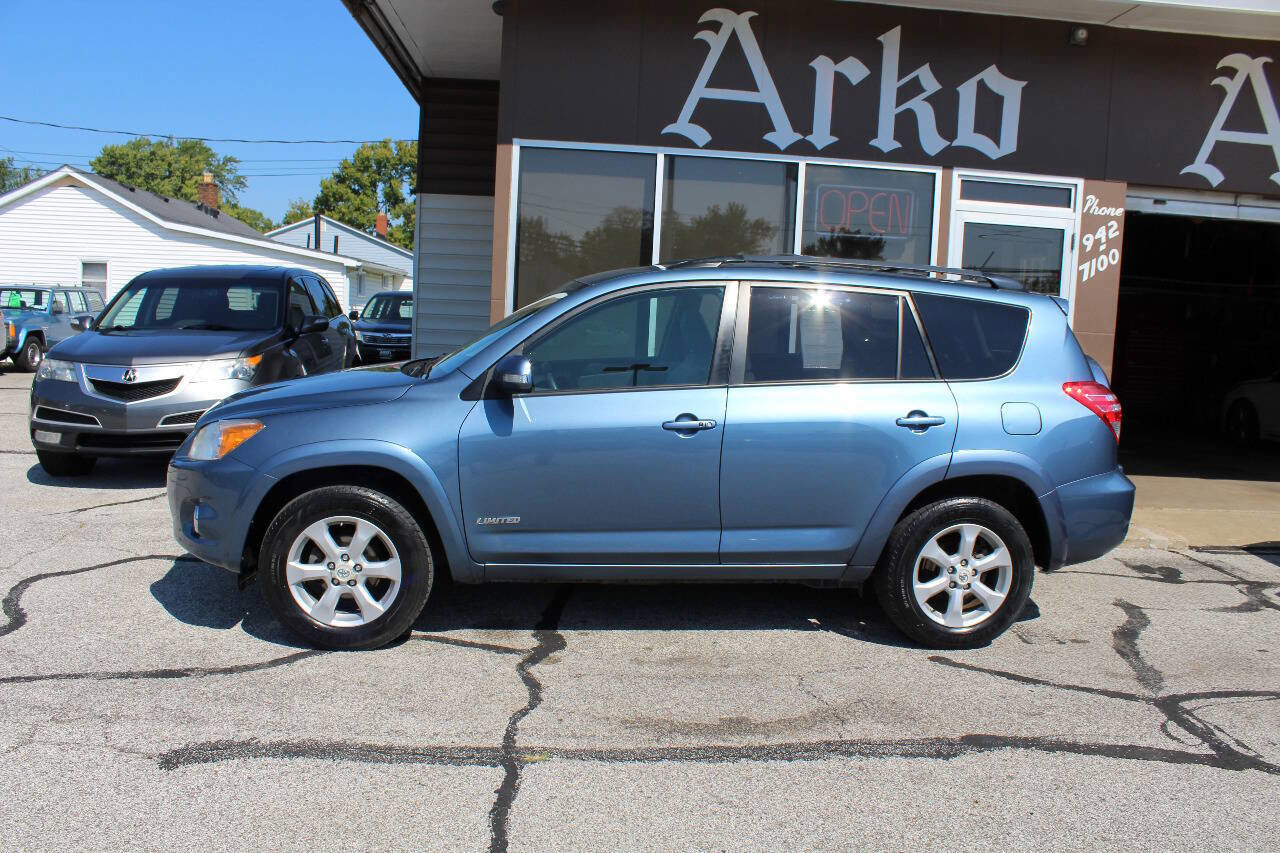 Used 2011 Toyota RAV4 Limited image 6