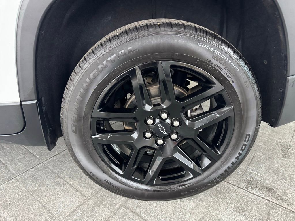 Used 2022 Chevrolet Traverse LS image 4