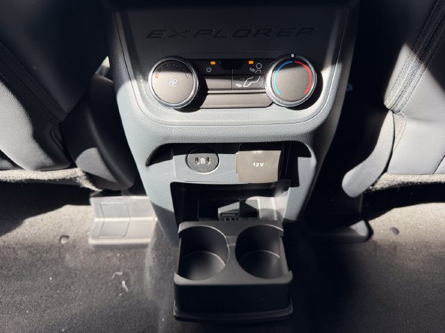 New 2027 Ford Explorer ST-Line AWD/4WD image 16