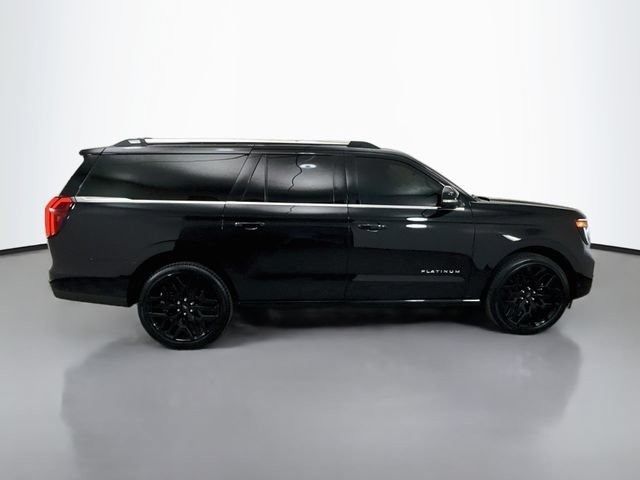 Used 2025 Ford Expedition Max Platinum w/ Platinum Ultimate Package AWD/4WD image 8