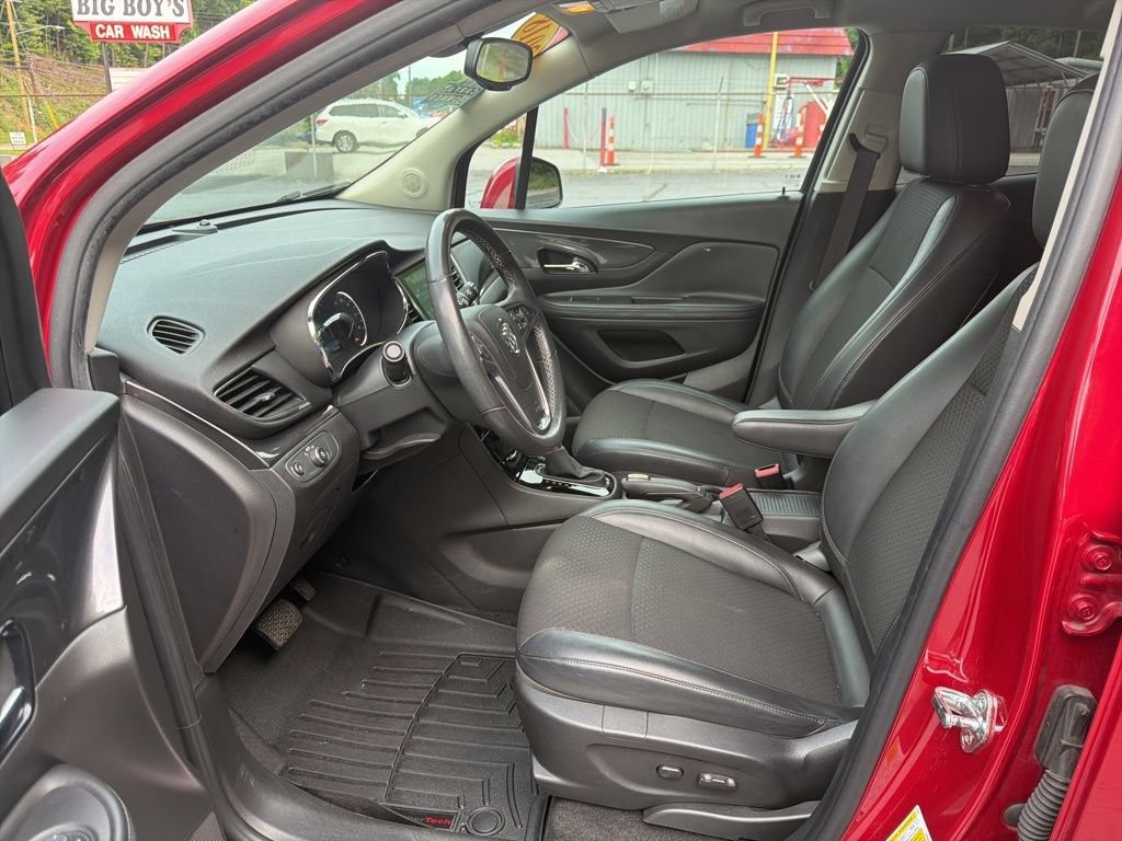 Certified 2018 Buick Encore Preferred FWD image 9