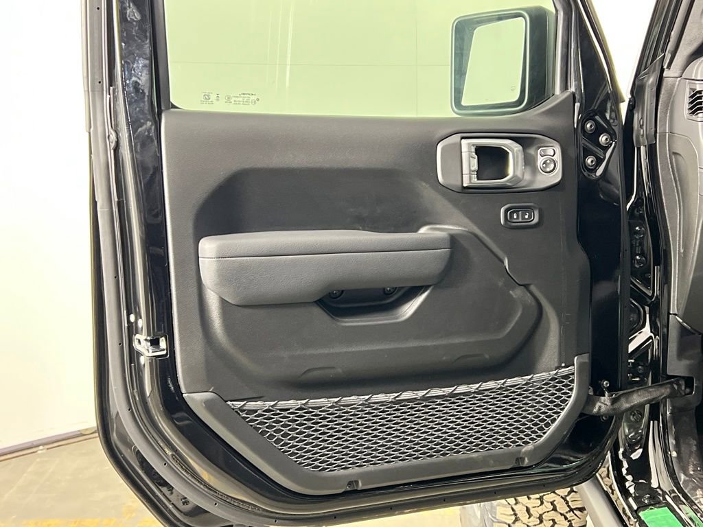 New 2026 Jeep Wrangler Unlimited Rubicon image 21