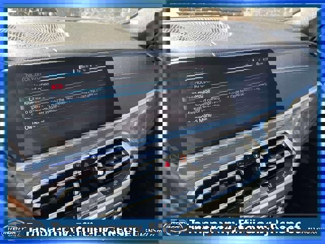 Used 2021 BMW X5 xDrive45e w/ M Sport Package image 29