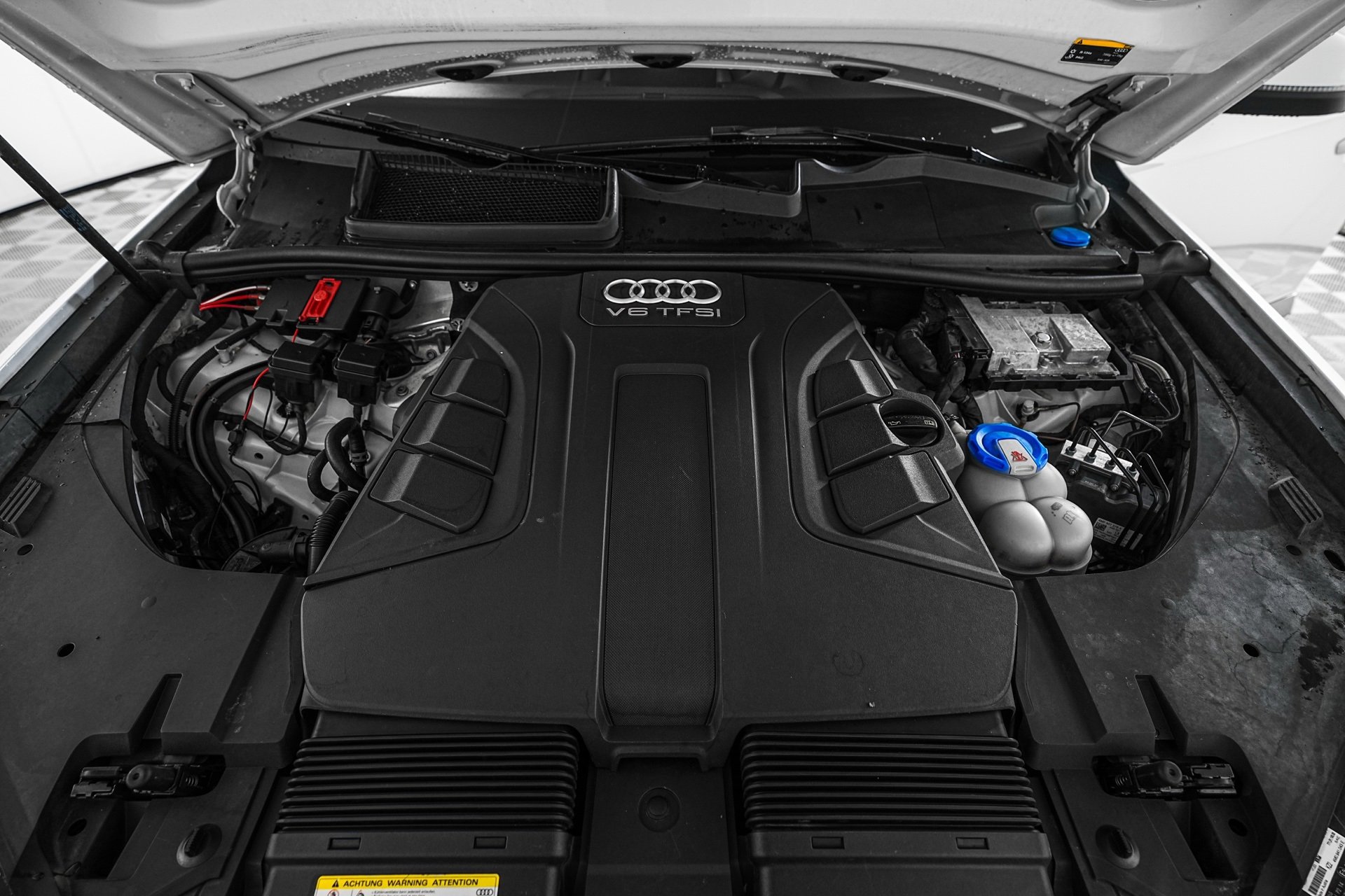 Used 2017 Audi Q7 3.0T Premium Plus w/ Premium Plus Package image 28